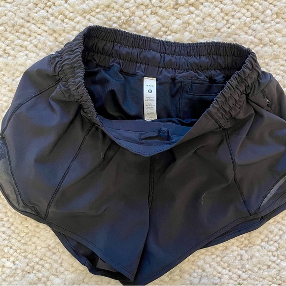 Lululemon Hotty Hotty shorts - Picture 2 of 3